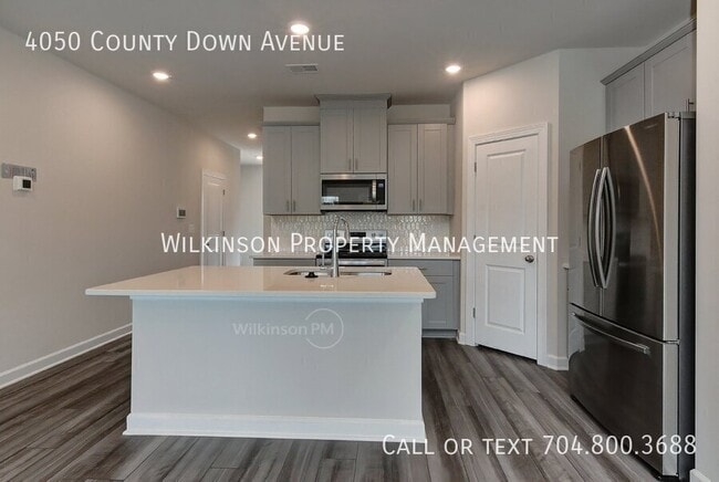 Building Photo - 4050 County Down Ave