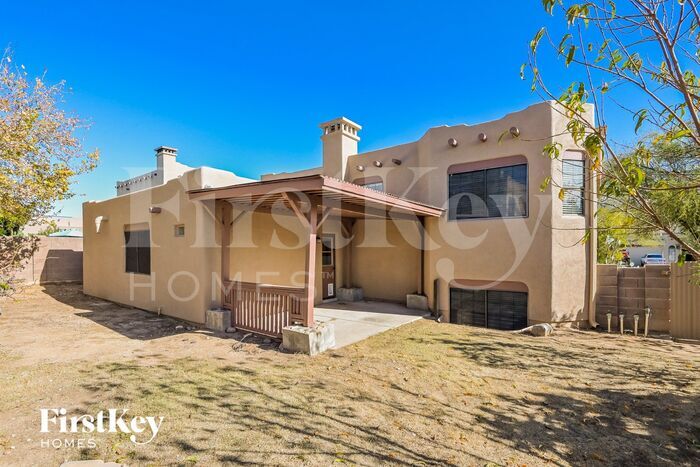Building Photo - 12705 N Bandanna Way