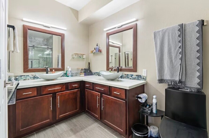 Building Photo - 15095 N Thompson Peak Pkwy