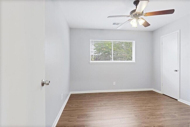 Building Photo - 7043 Drowsy Pine Dr
