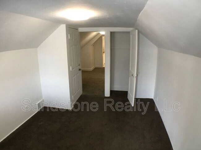 Building Photo - 10325 Baltic Rd