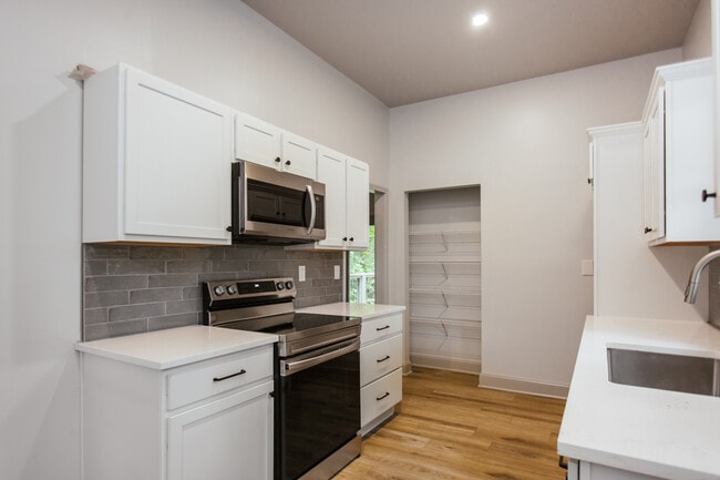 Building Photo - 288 Fourth Street