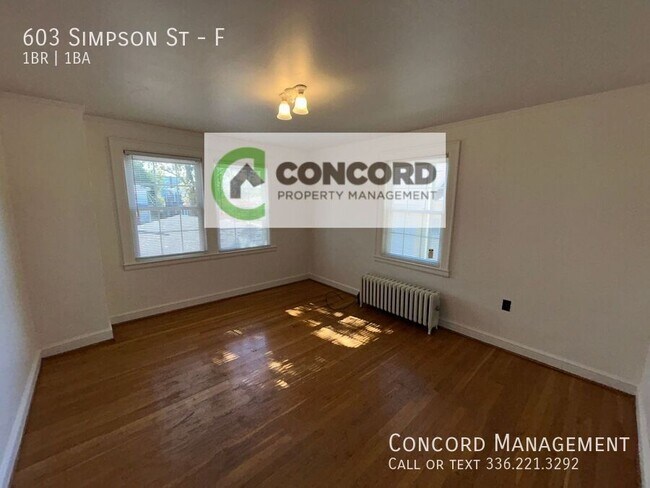 Building Photo - 603 Simpson St