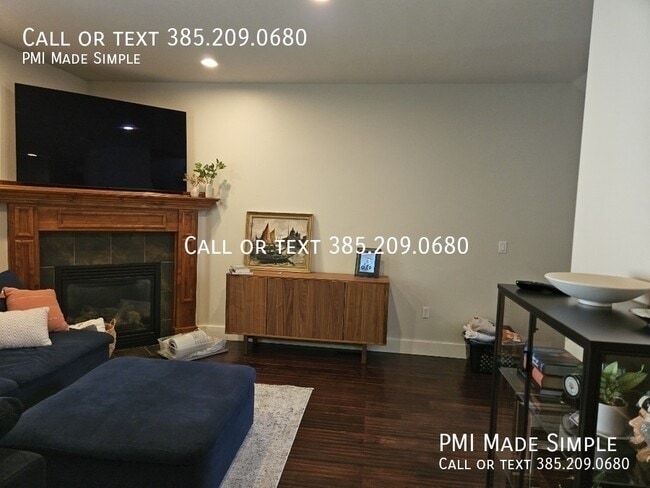 Building Photo - 1855 Evry Ct