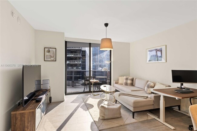 Building Photo - 1000 Brickell Plaza