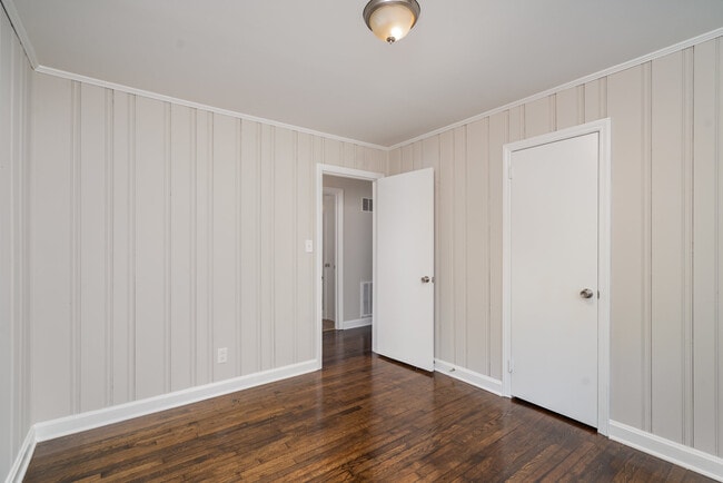 Building Photo - 3634 Carlyle Dr