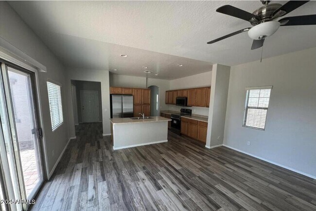 Building Photo - 481 N Citrus Ln