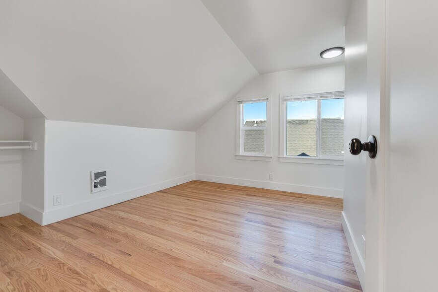 Building Photo - 1238 12th St