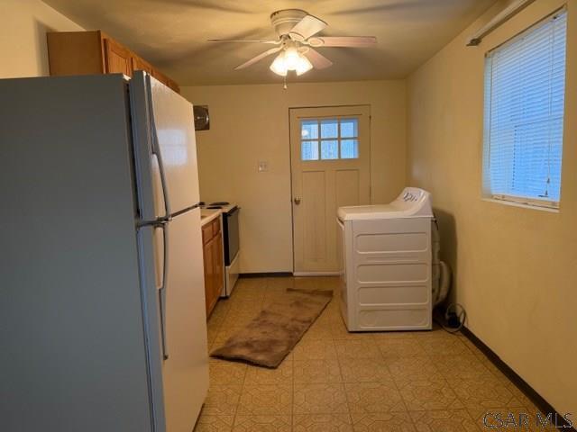 Building Photo - 611 Cherry St