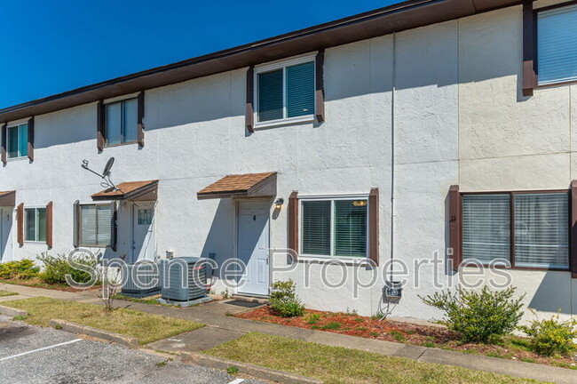 Primary Photo - 710 Legion Dr