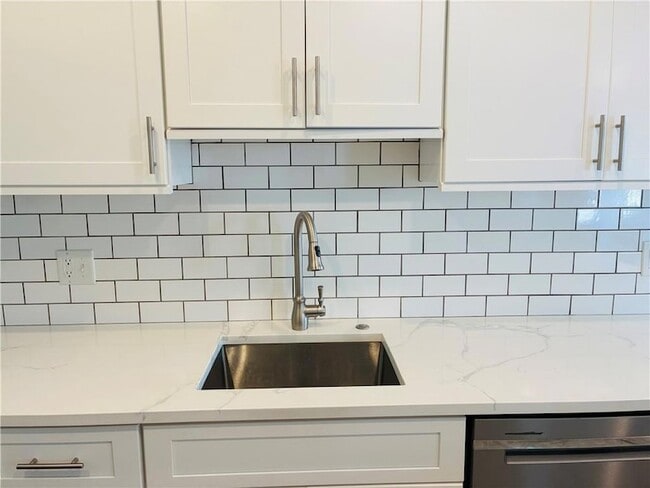 Building Photo - 3842 Avensong Village Cir