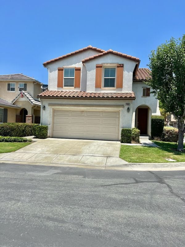 Building Photo - 7046 Angora St