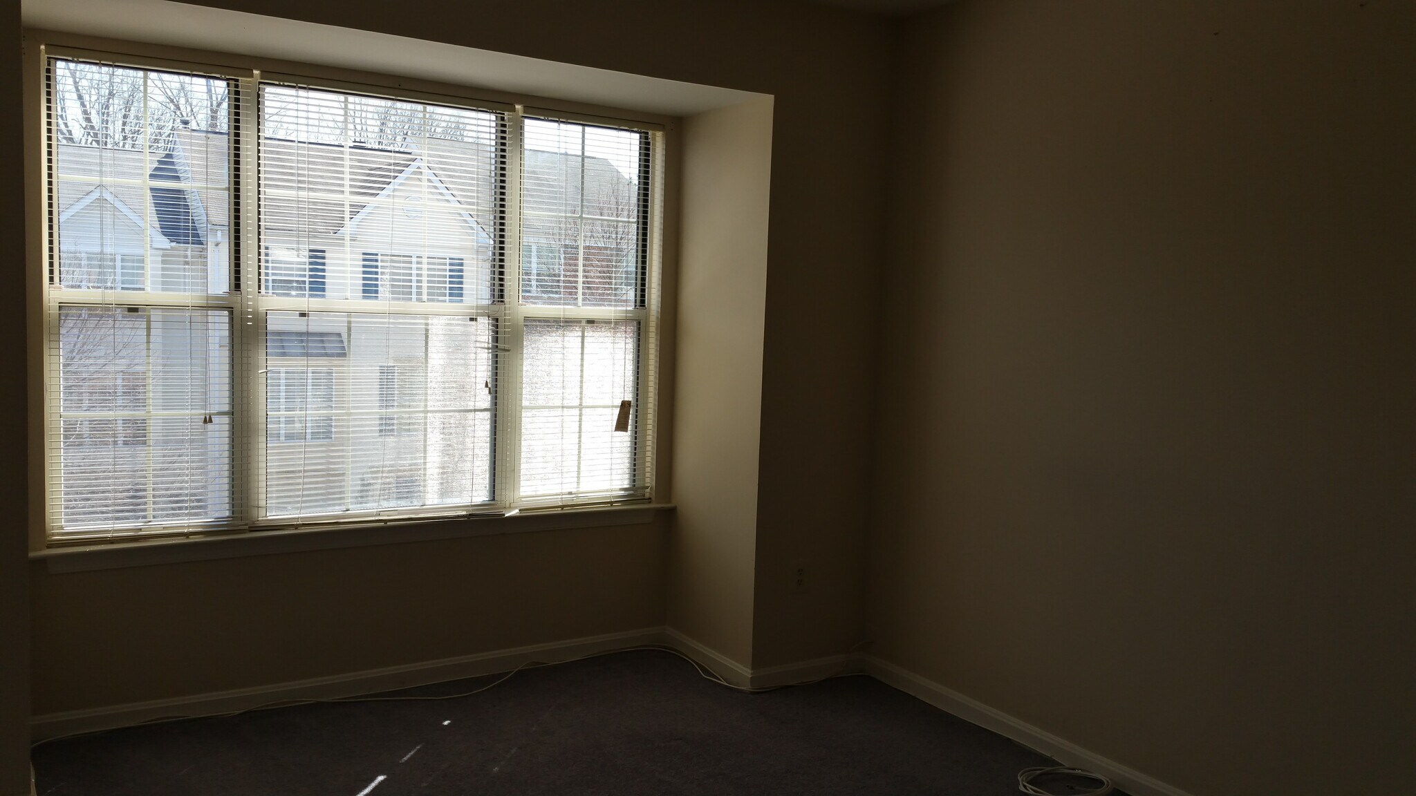 Living Room - 8628 Indian Springs Rd