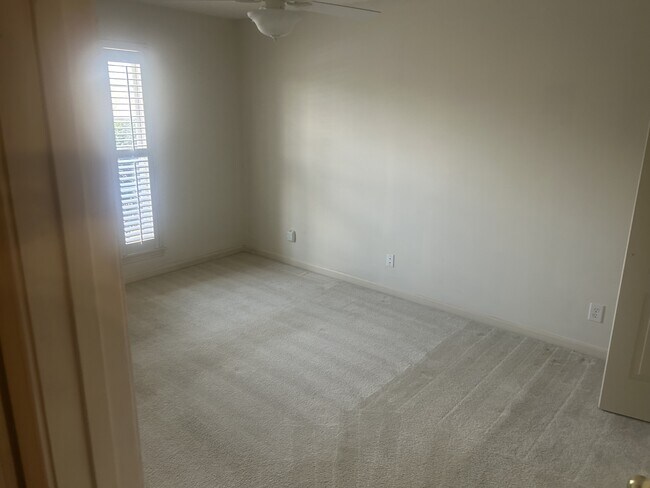 Building Photo - 8908 Asheville Dr