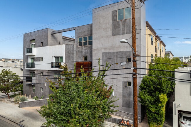 Alternate - THE WATERMARQUE CONDOS