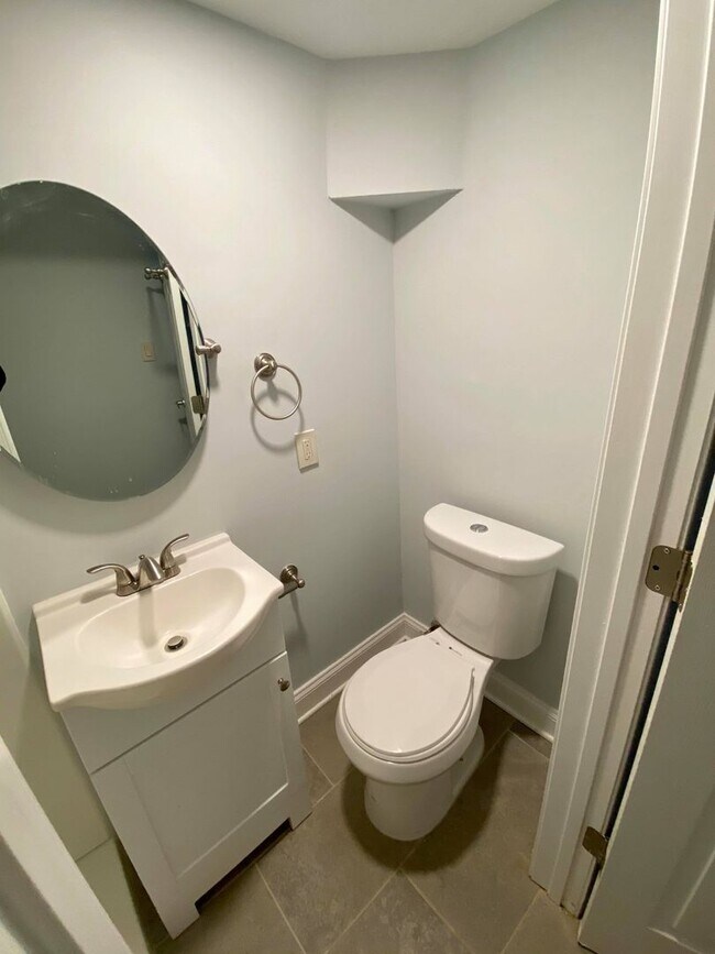 Building Photo - Stunning 3bedroom Home in Dundalk