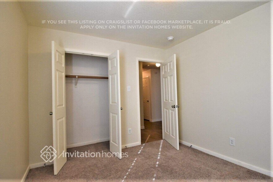 Building Photo - 4043 Pedernales River Ln