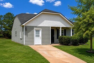 Building Photo - 1715 Cheryl Ln