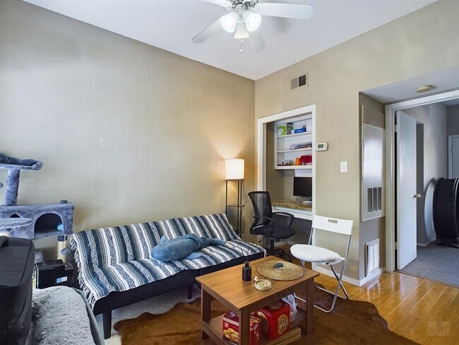 Building Photo - 3000 Guadalupe St