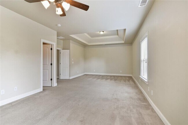 Building Photo - 4530 Fernbrook Pl