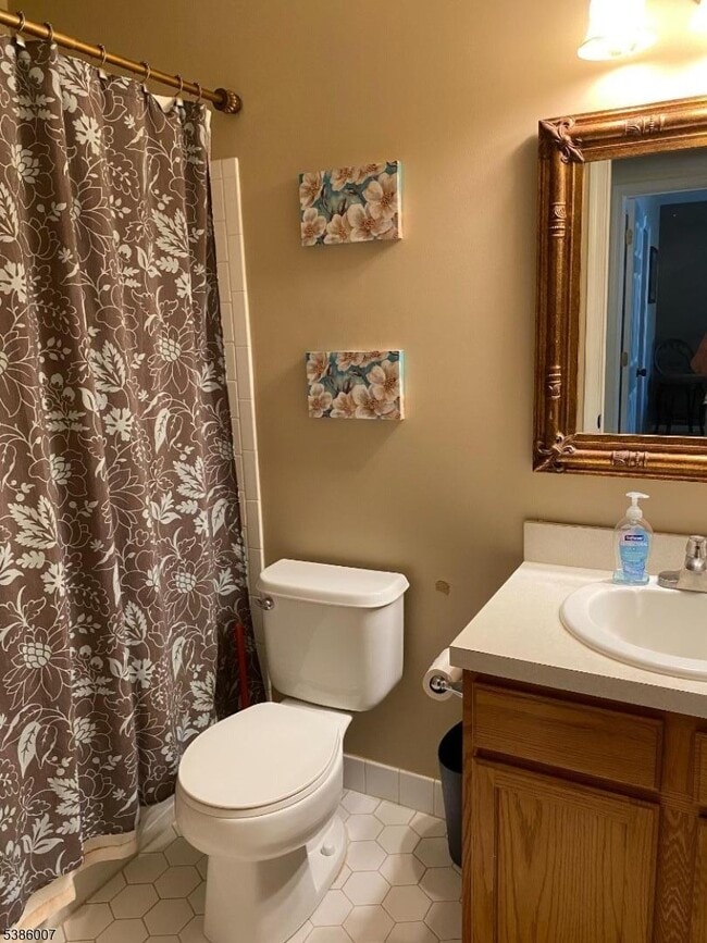 Building Photo - 113 Riverwalk Way