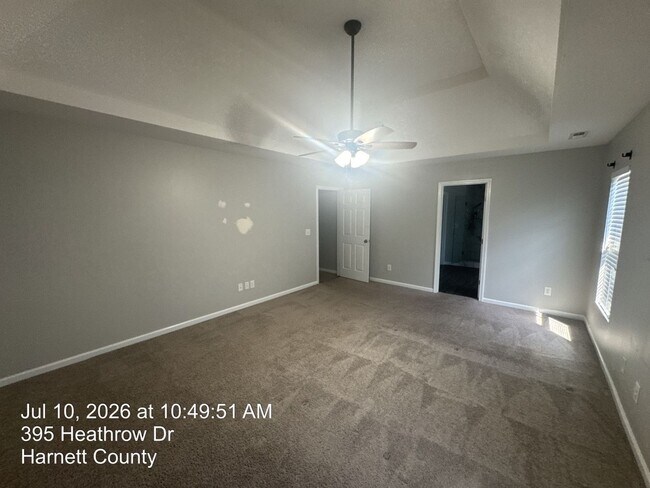 Building Photo - 394 Heathrow Drive