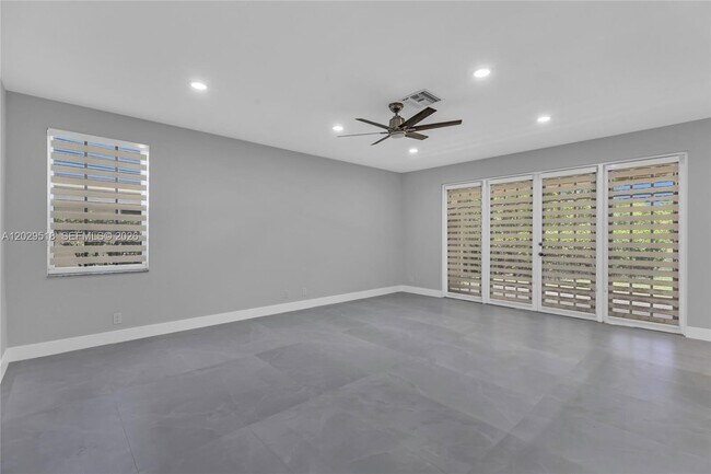 Building Photo - 1140 Cedar Falls Dr