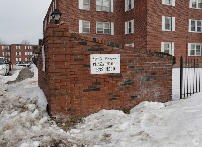 Building Photo - 924-946 Wethersfield Ave