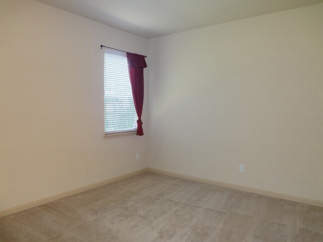 Building Photo - 24510 Avellino Ct