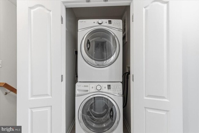 Building Photo - 9558 John Locke Wy