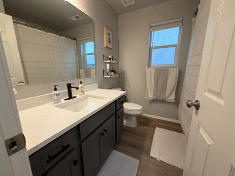 Building Photo - 1910 SW Cooper Ave