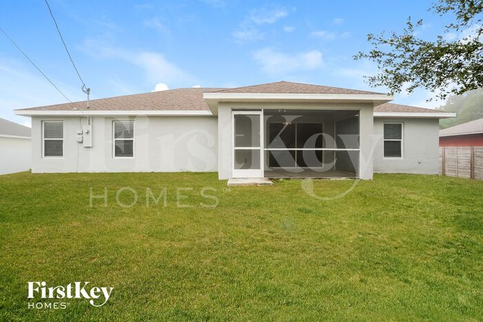 Building Photo - 629 NE Juanita Ct