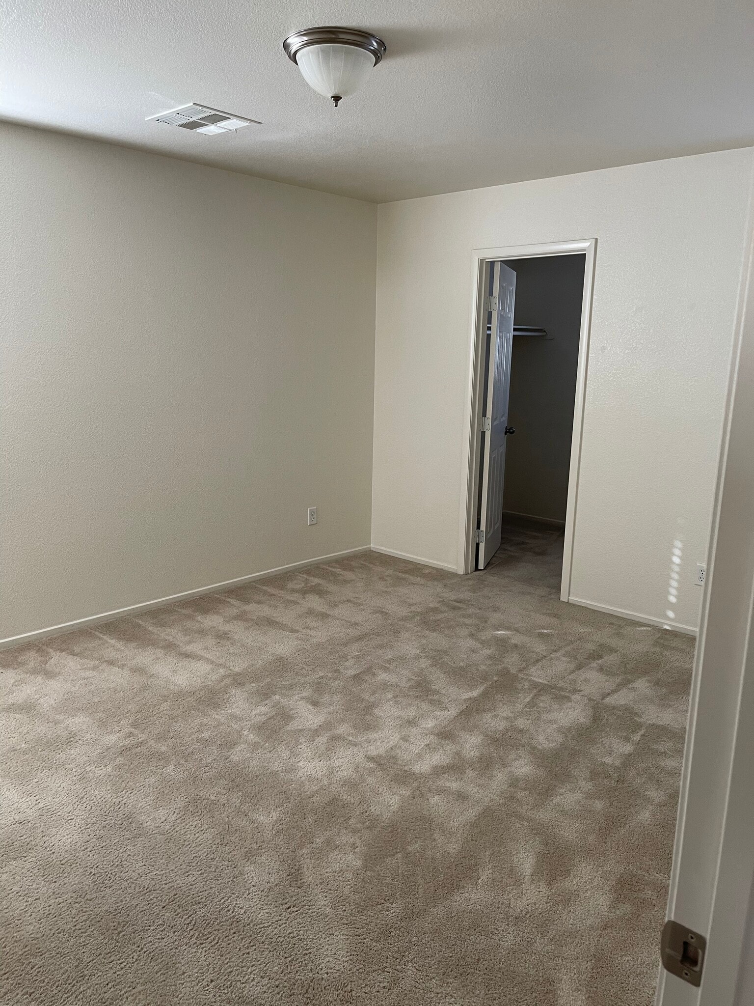 Building Photo - 7709 Pista Way