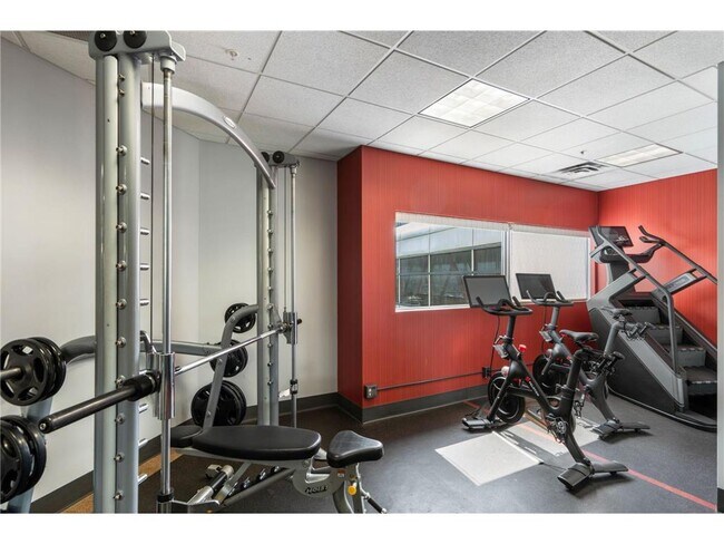 Building Photo - 121 Washington Ave S