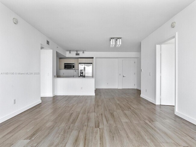 Building Photo - 4250 Biscayne Blvd