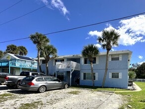 Building Photo - 220 S 26th St
