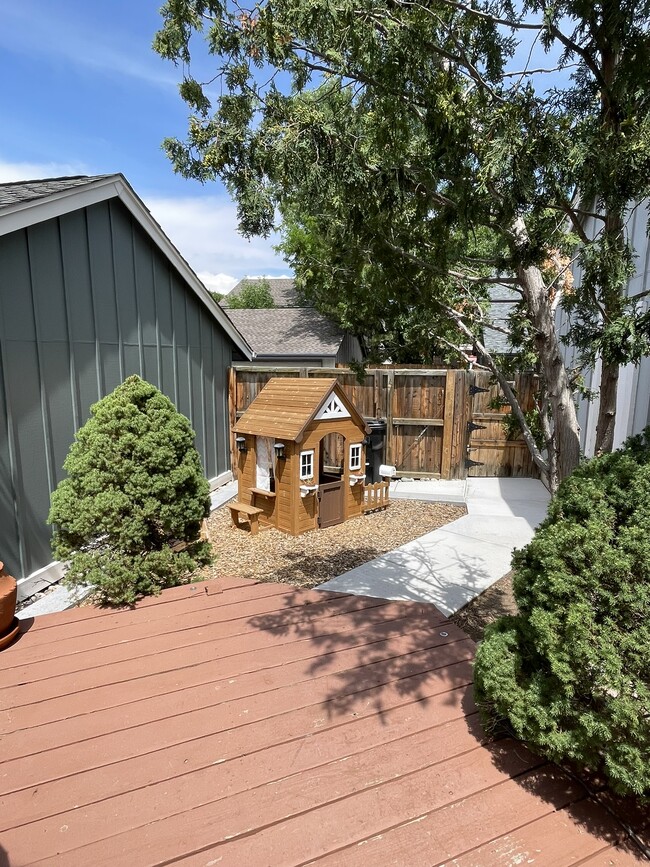 Building Photo - 7644 S Rosemary Cir