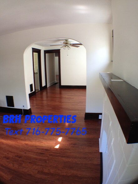 Building Photo - 100 Somerton Ave