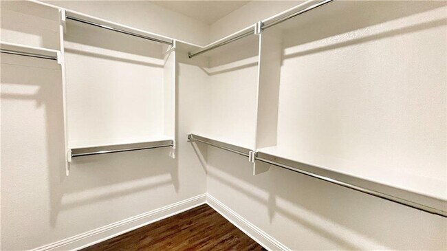 Building Photo - 1744 Charismatic Dr