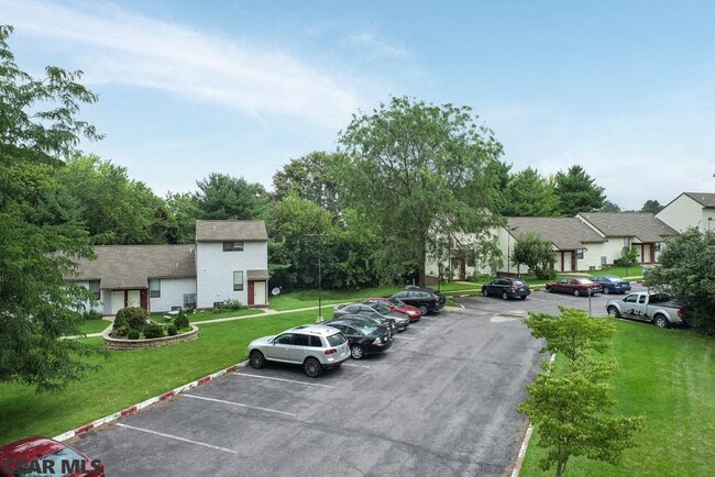 Building Photo - Imperial Townhomes LLC