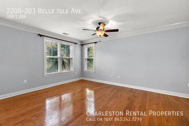 Building Photo - 2200 Belle Isle Ave