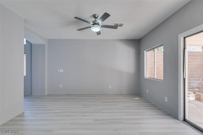 Building Photo - 803 Binbrook Dr
