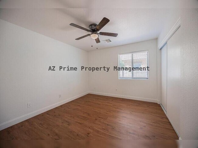 Building Photo - 17432 W Calavar Rd