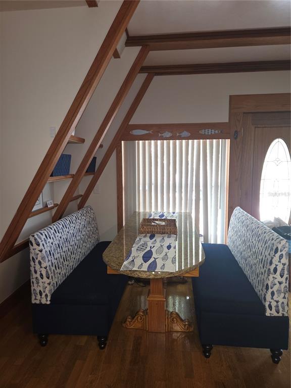 Building Photo - 507 Lakeshore Dr