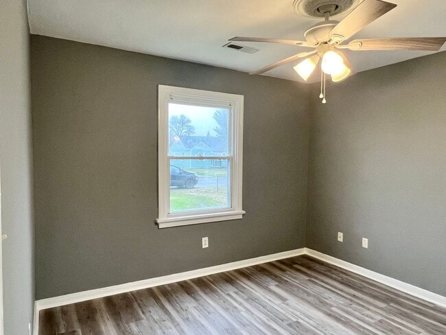 Building Photo - 3209 Chesham St