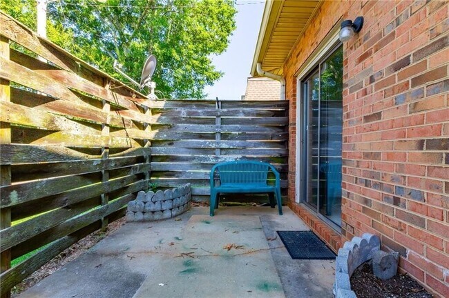 Building Photo - 3730 Old Flowery Branch Rd