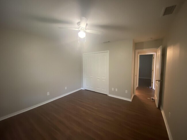 Building Photo - 3928 Champagne Ave