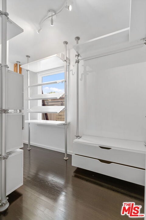 Building Photo - 4460 Stansbury Ave