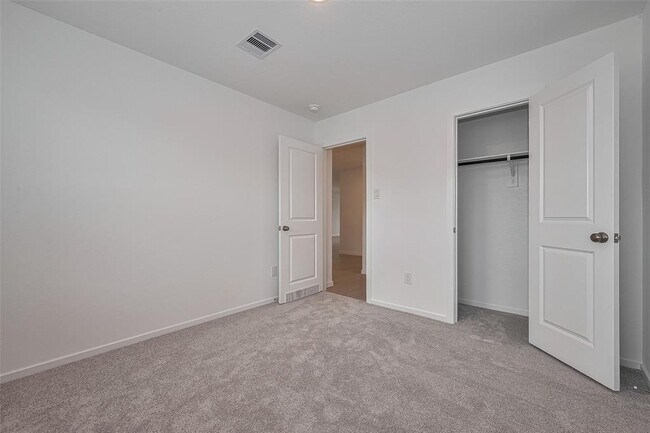 Building Photo - 433 Texas Pecan Dr