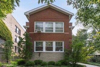 Building Photo - 935 Judson Ave